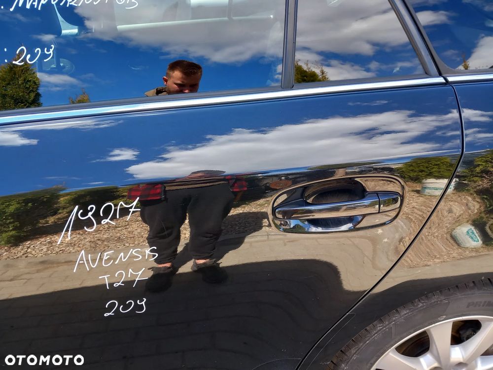 TOYOTA AVENSIS T27 DRZWI LEWE TYLNE LEWY TYŁ KOMBI KOLOR: 209 - 3