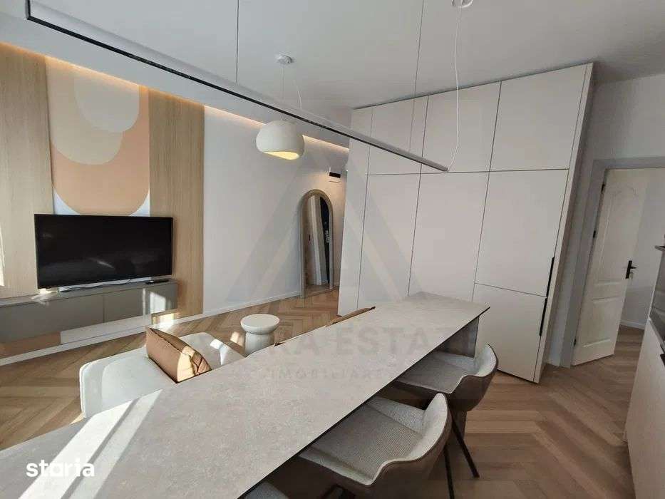 Apartament premium 3 camere 50 mp etaj parcare privata zona Turnisor — fotografia 1
