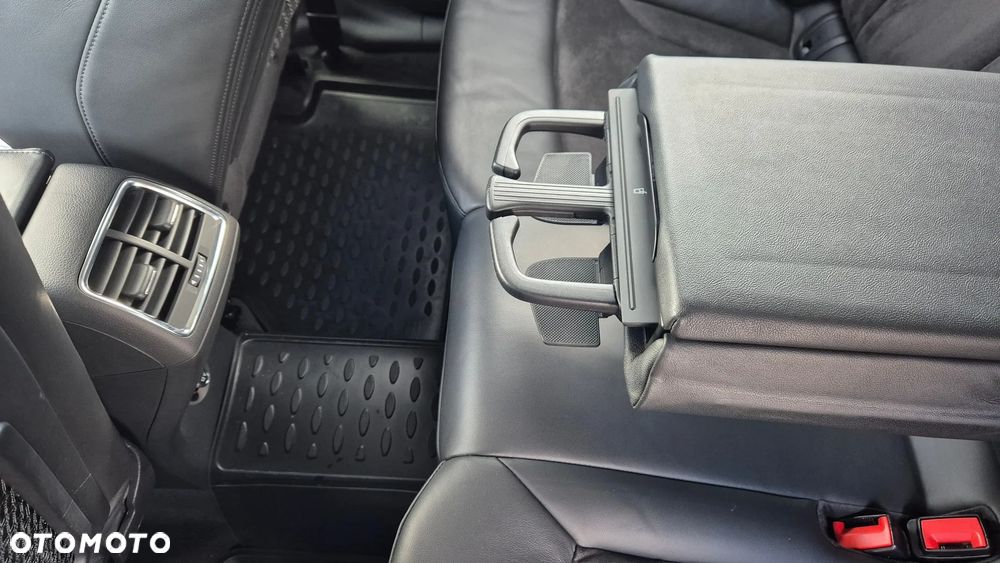 Audi Q3 2.0 TDI Quattro S tronic - 32