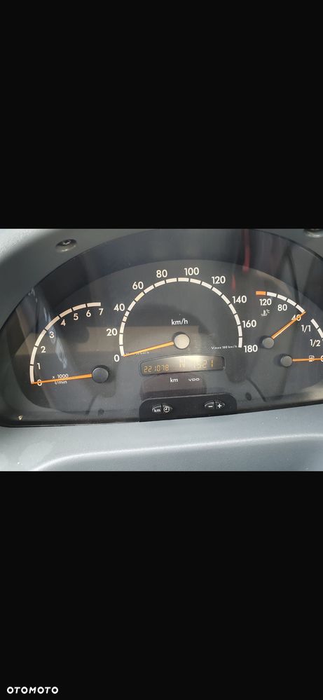 Mercedes-Benz Sprinter - 6