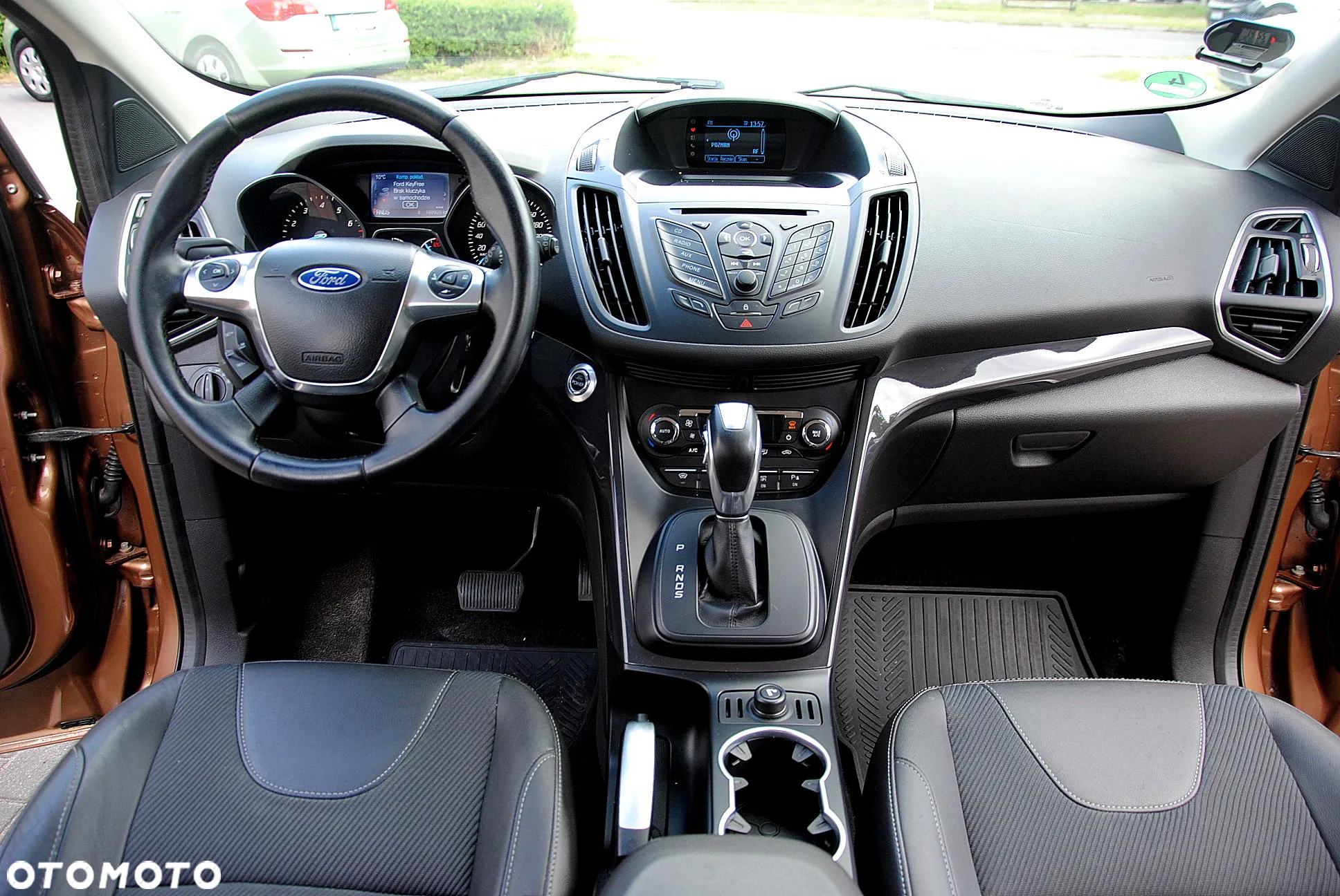 Ford Kuga 1.6 EcoBoost 4x4 SYNC - 11