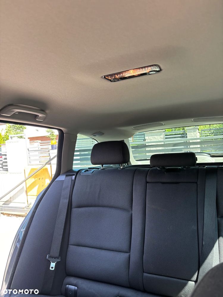 BMW Seria 5 520d xDrive Luxury Line - 13