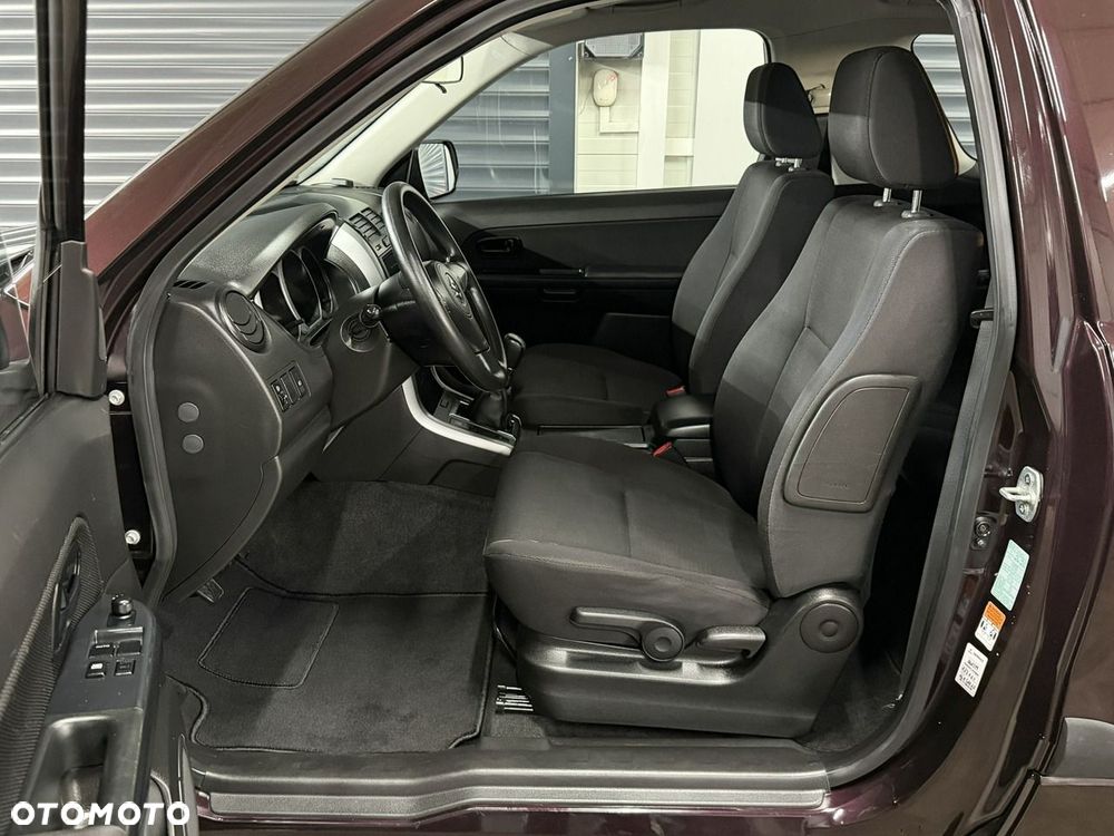 Suzuki Grand Vitara - 12