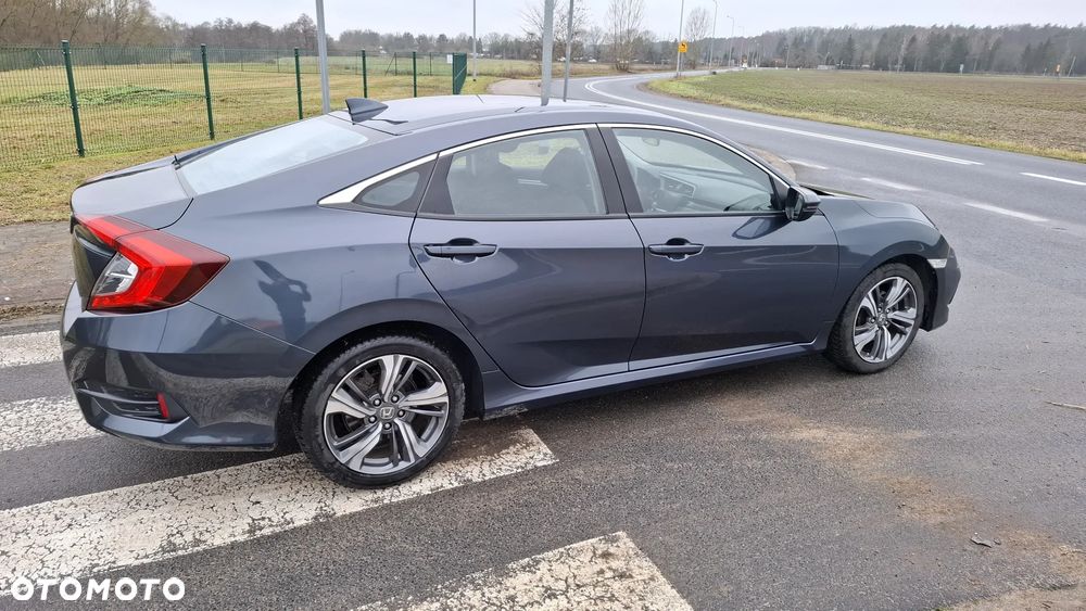 Honda Civic 1.5 i-VTEC Turbo CVT Elegance - 5