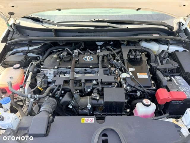 Toyota Corolla 1.8 Business Edition - 12