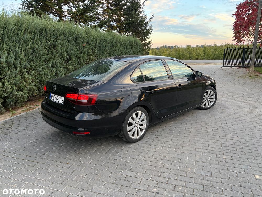 Volkswagen Jetta 2017 photo 4
