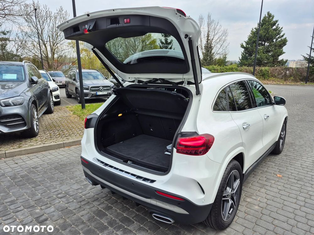 Mercedes-Benz GLA 200 AMG Line - 21