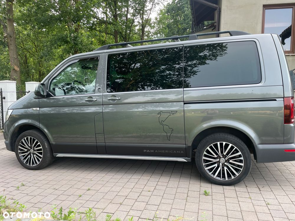 Volkswagen Multivan - 2