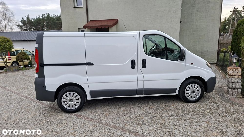 Opel VIVARO - 19