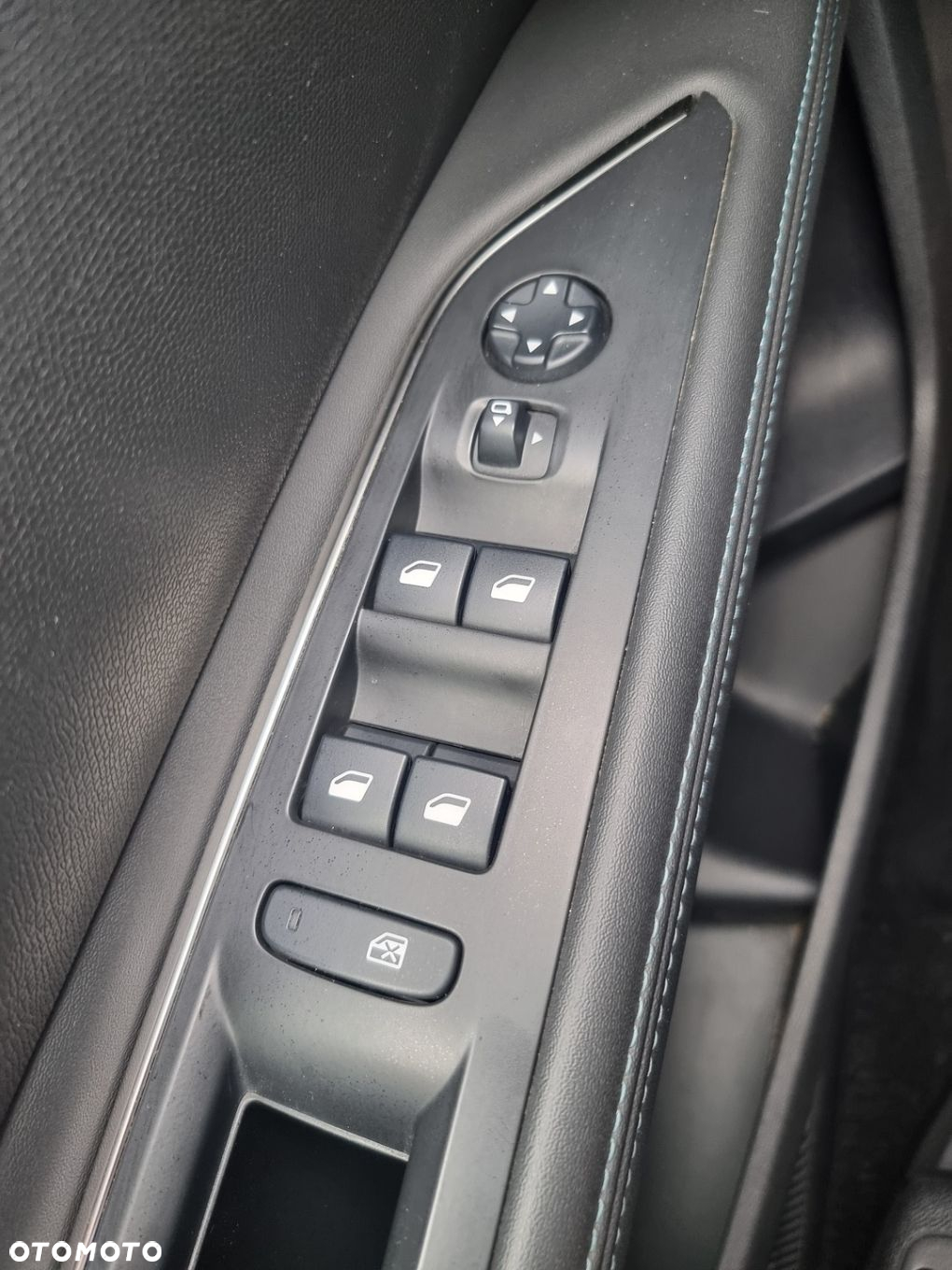 Peugeot 5008 2.0 BlueHDI Crossway S&S EAT8 - 31