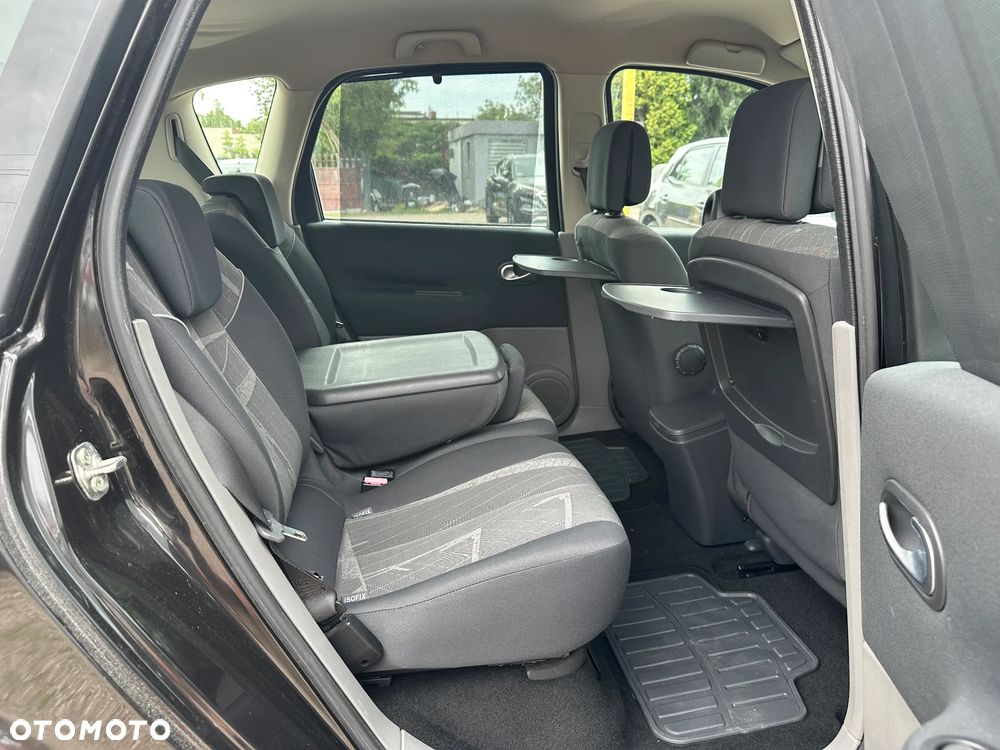 Renault Scenic - 28