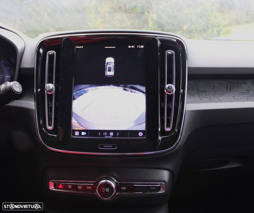 Volvo XC 40 Recharge Core - 6