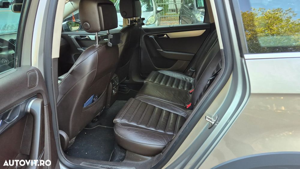 Volkswagen Passat 2.0 TDI 4Motion BlueMotion Technology Comfortline DSG - 7