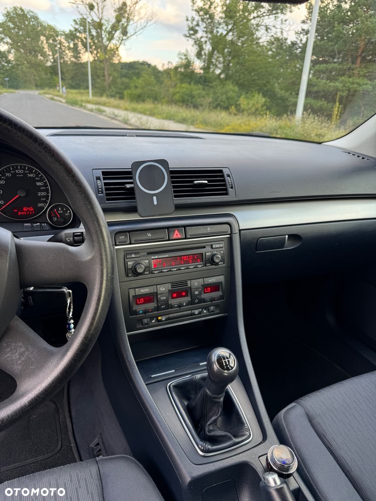Audi A4 2.0 - 6