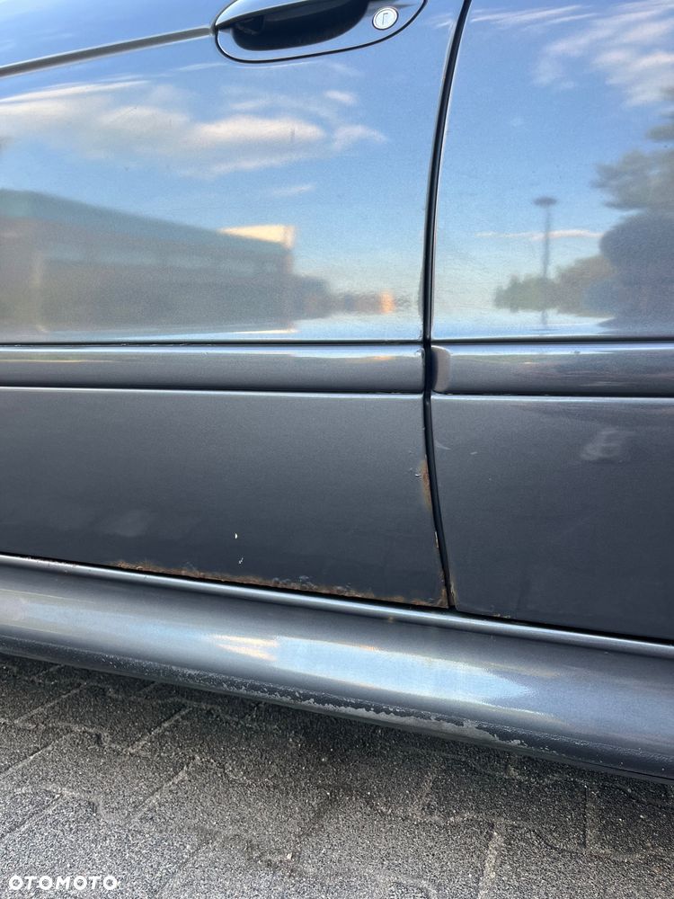 BMW Seria 5 - 32