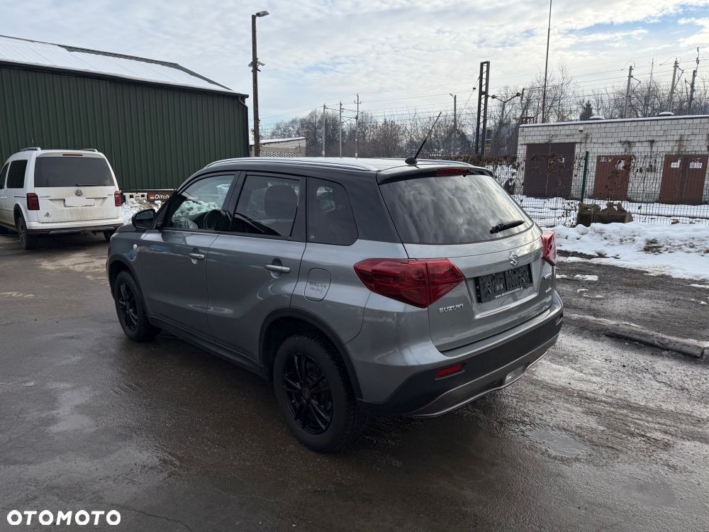 Suzuki Vitara 1.0 Boosterjet Allgrip Comfort - 3