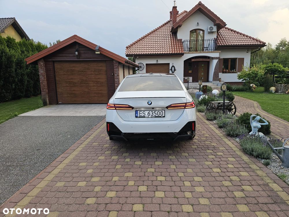 BMW Seria 5 520d xDrive - 7