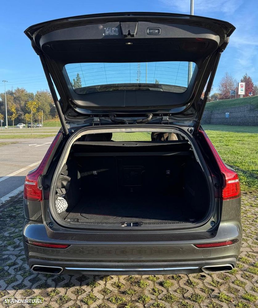 Volvo V60 2.0 D3 Inscription Geartronic - 11