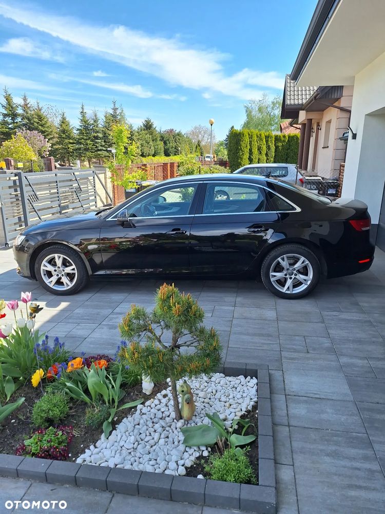 Audi A4 - 8