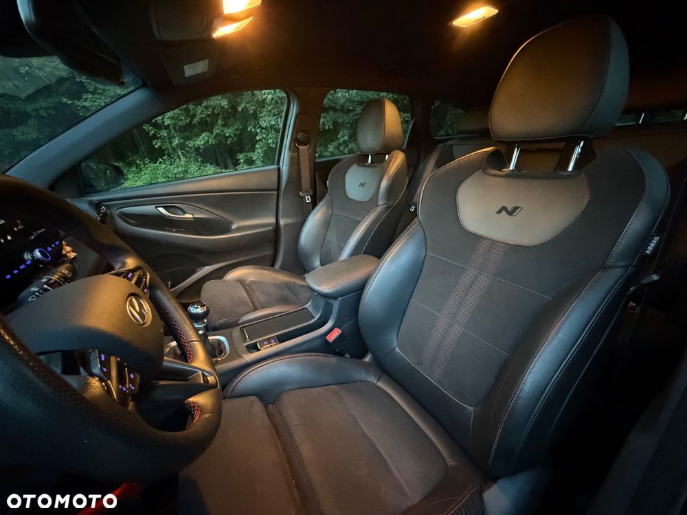 Hyundai i30 1.5 T-GDI 48V-Hybrid N-Line - 13