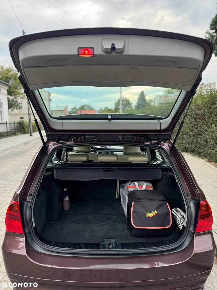 BMW Seria 3 320d - 13