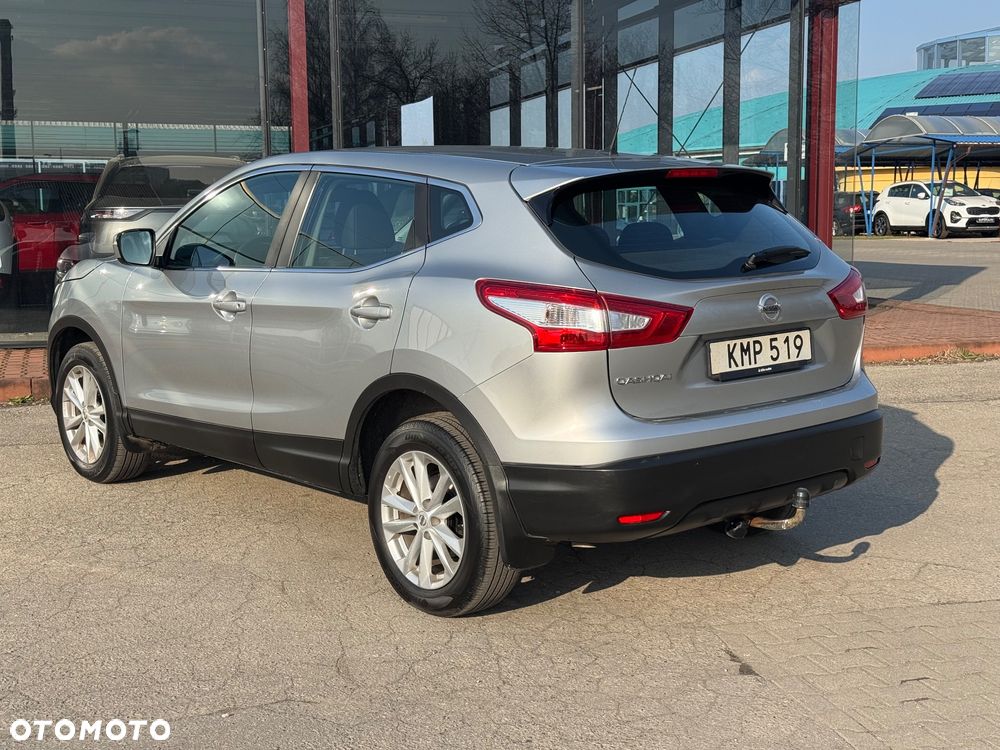 Nissan Qashqai 1.6 dCi 4 x 4 DPF Start/Stop I-Way - 13