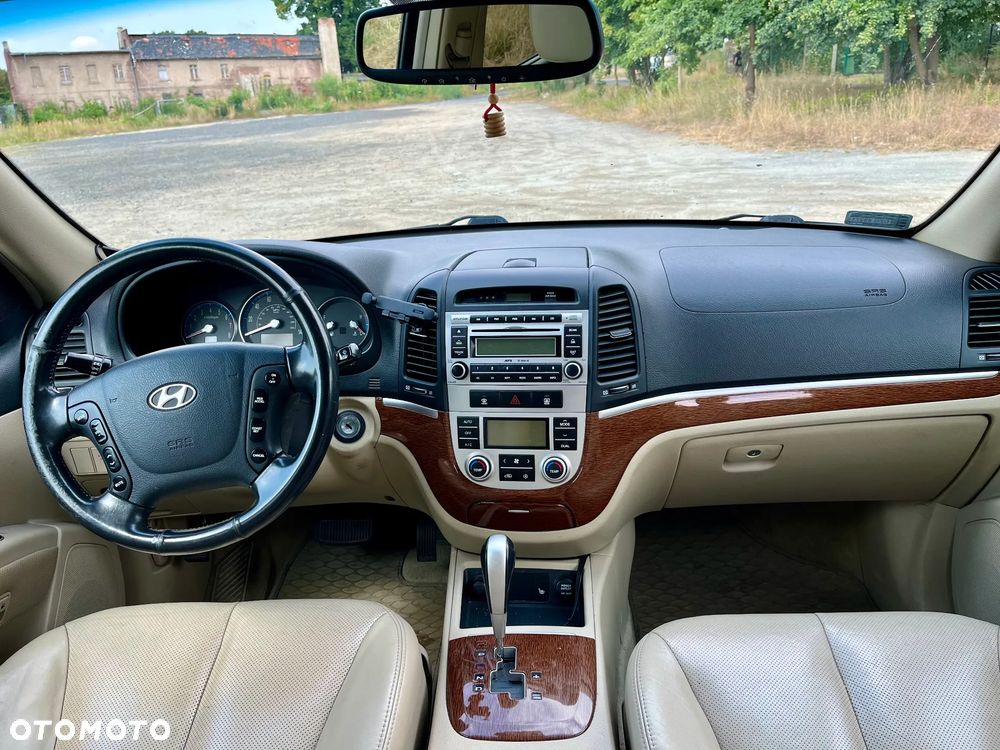Hyundai Santa Fe - 9