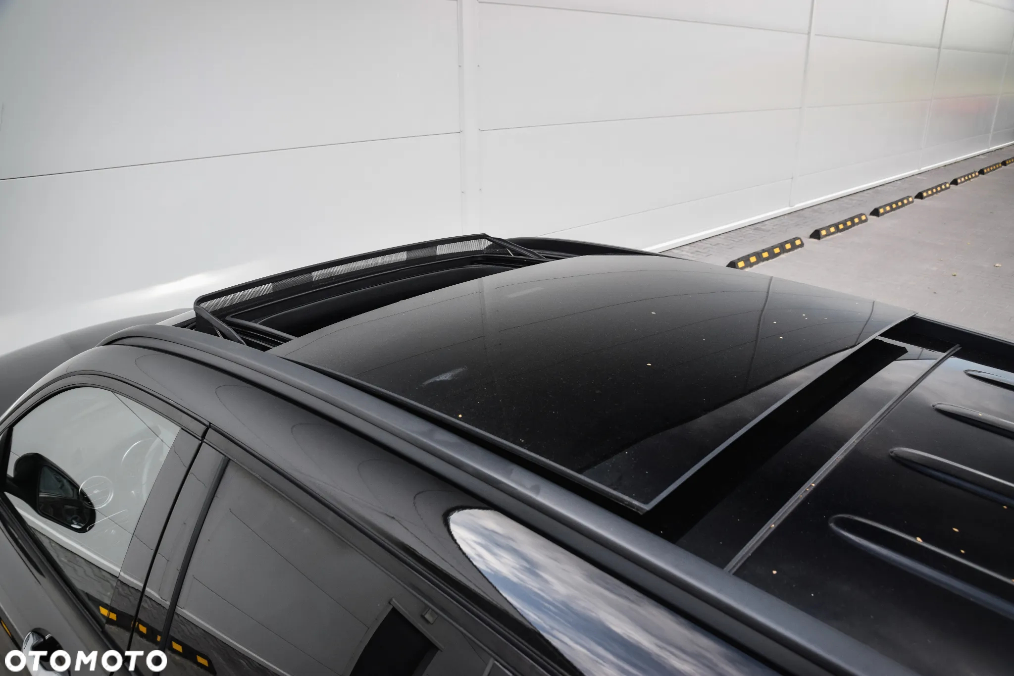 Mercedes-Benz GLC 300 4Matic 9G-TRONIC AMG Line - 18