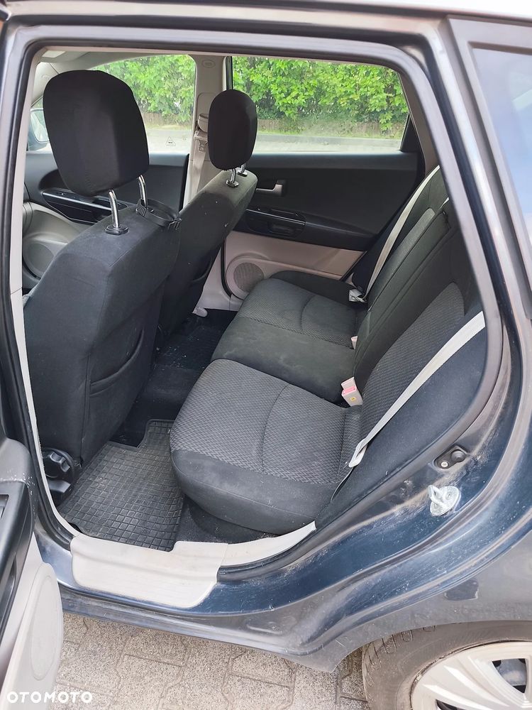 Kia Ceed 1.6 Comfort - 12