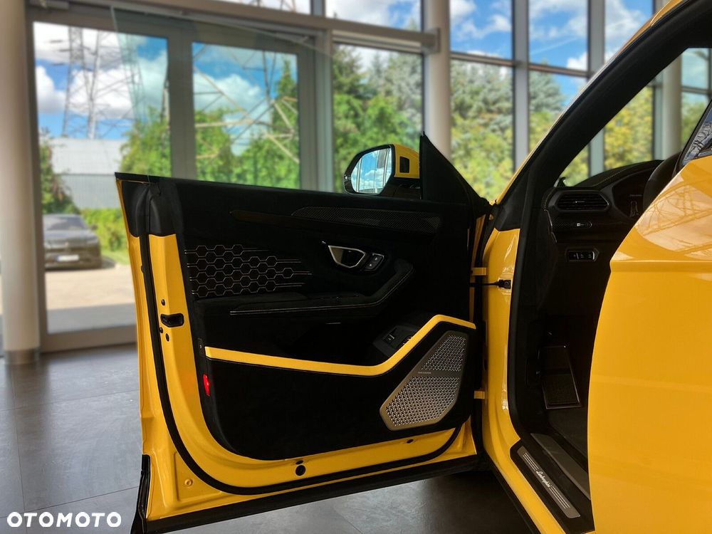 Lamborghini Urus - 7