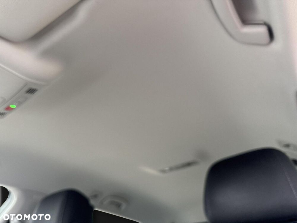 Volkswagen Passat 2.0 TDI EVO Business - 37