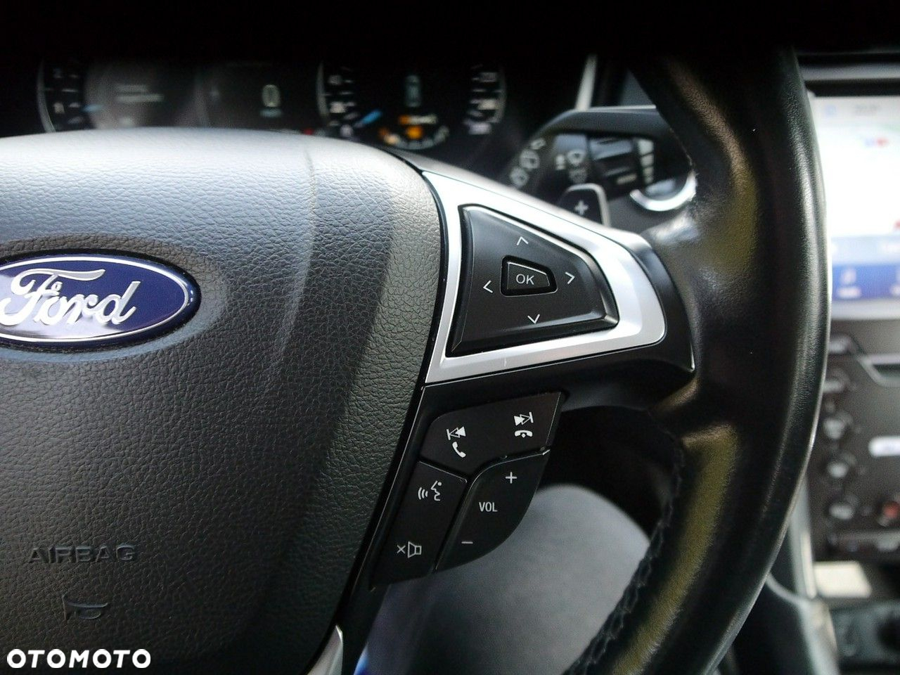 Ford Mondeo - 33