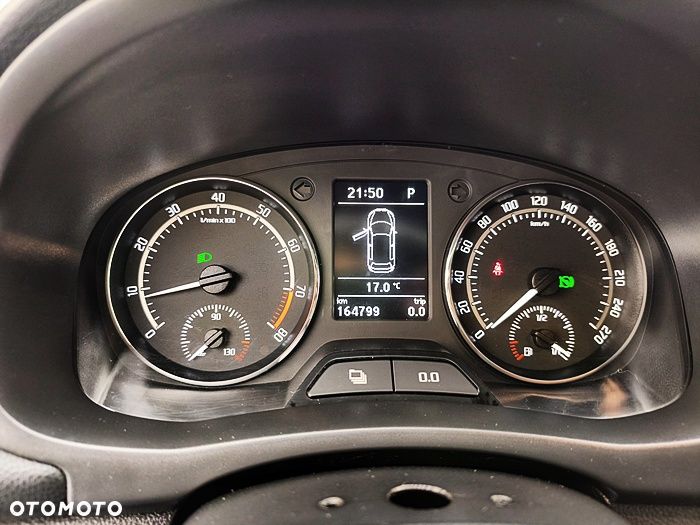Skoda Fabia 1.4 TSI DSG RS - 26