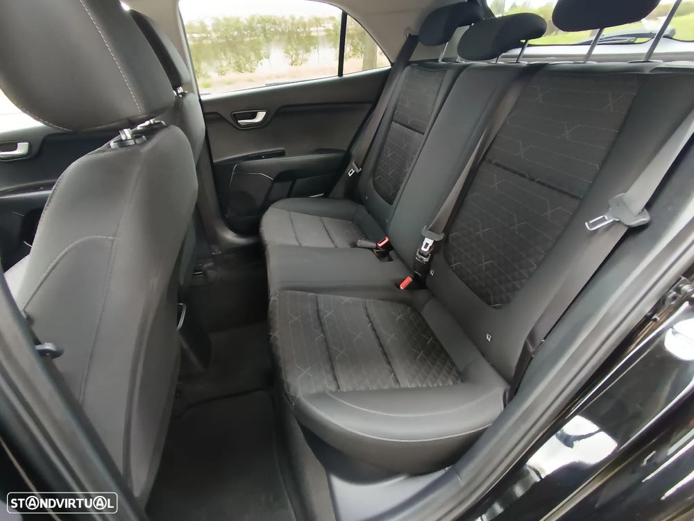 Kia Rio 1.2 CVVT Dynamic - 17
