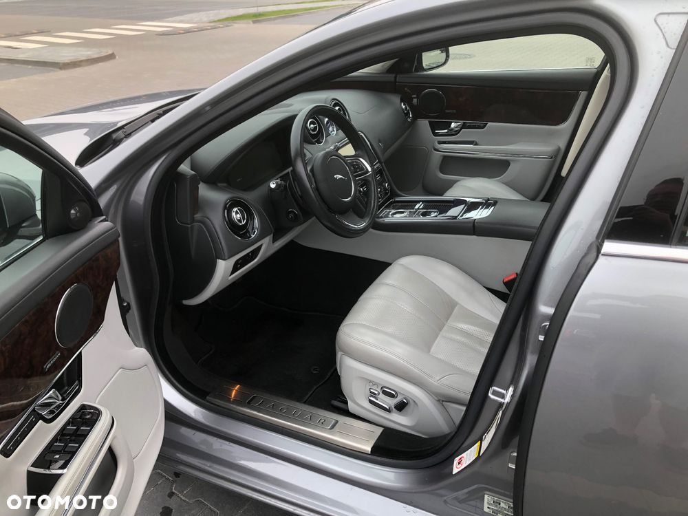 Jaguar XJ 3.0 V6 Kompressor Premium Luxury - 16