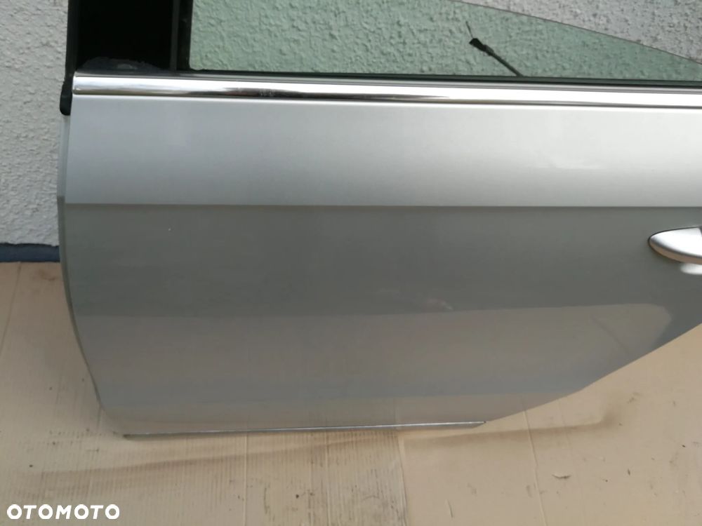 Drzwi lewy tył VW Passat B7 LA7W sedan - 10