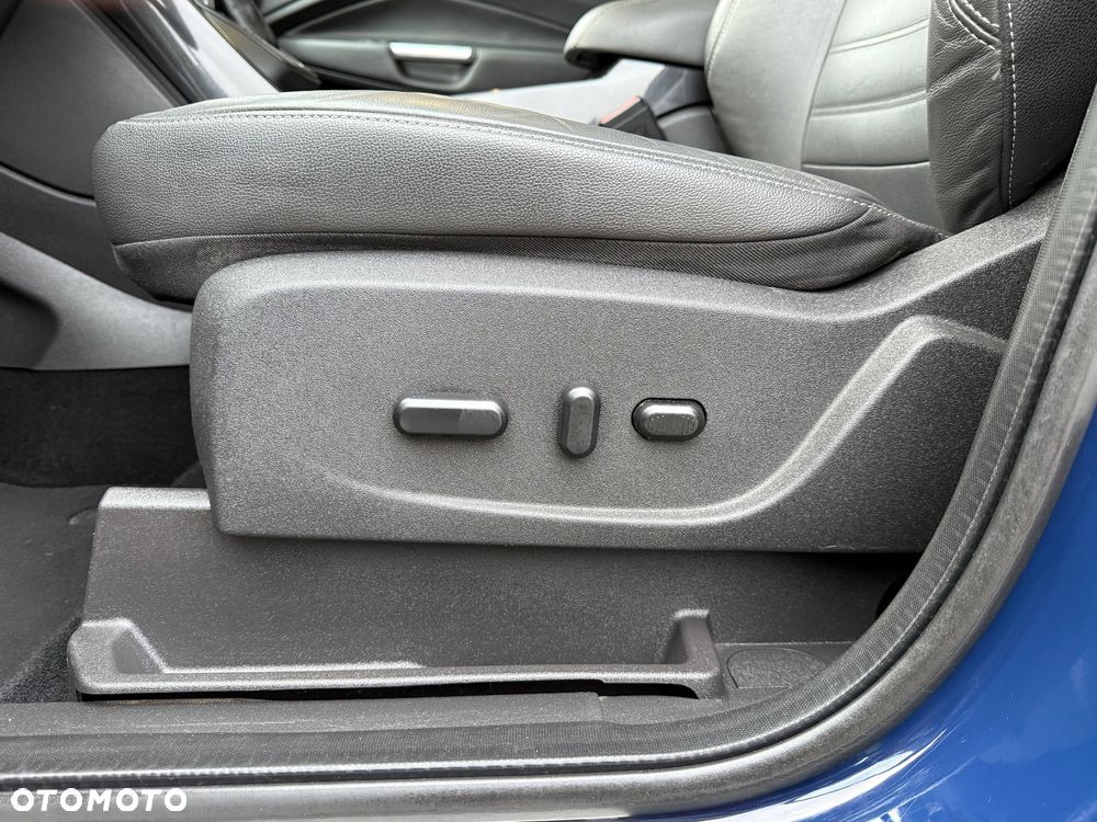 Ford Kuga 2.0 TDCi 4x4 Individual - 24