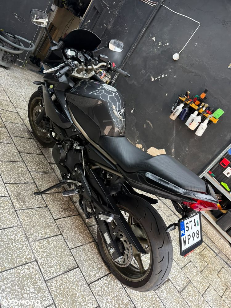 Yamaha XJ - 27