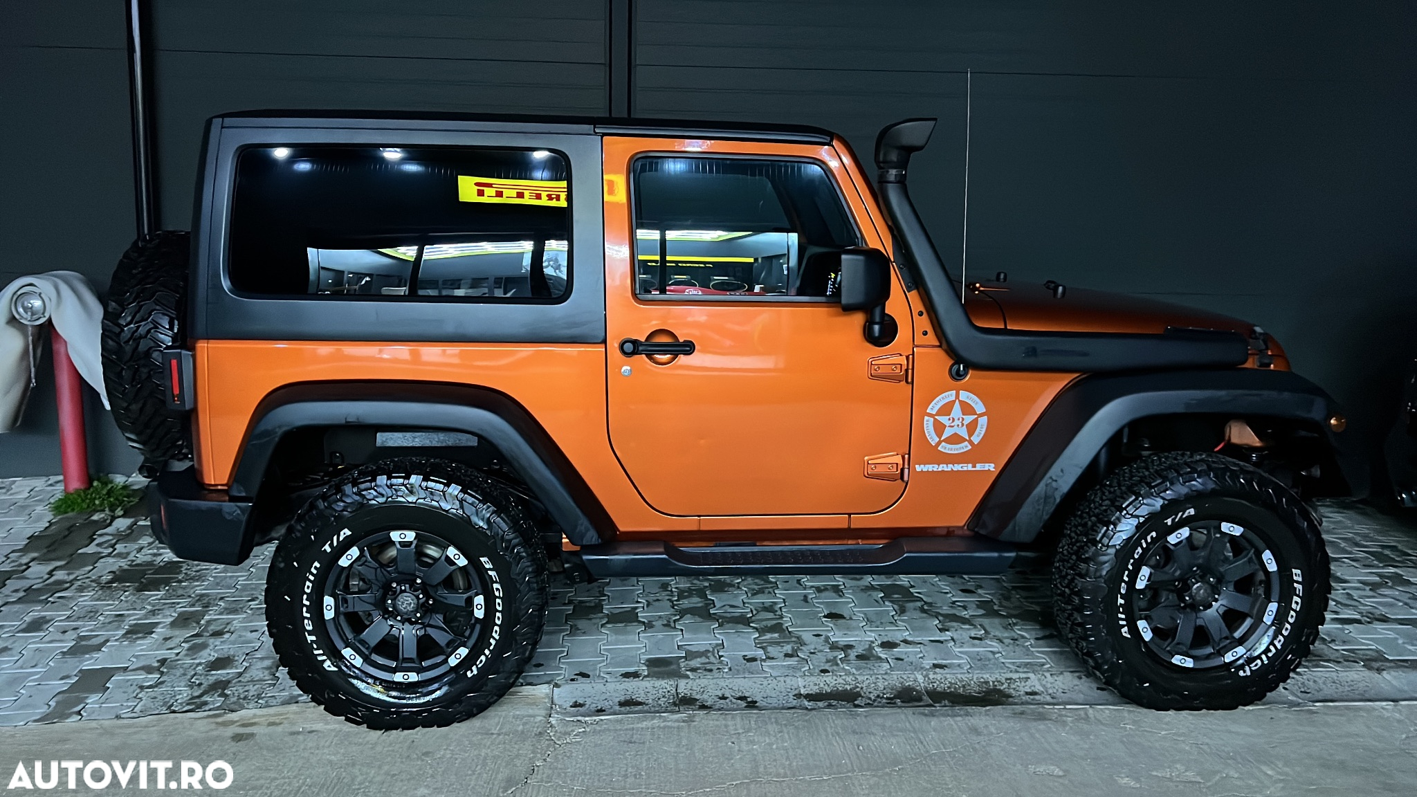 Jeep Wrangler - 4