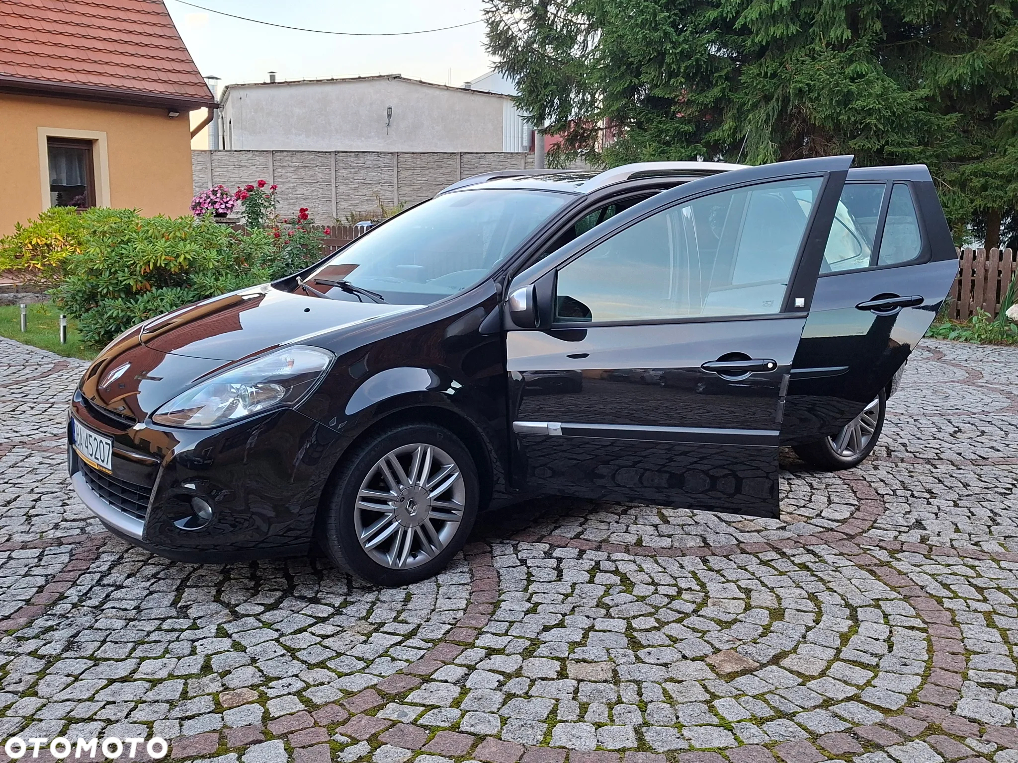 Renault Clio TCe 100 Grandtour TomTom Edition - 5