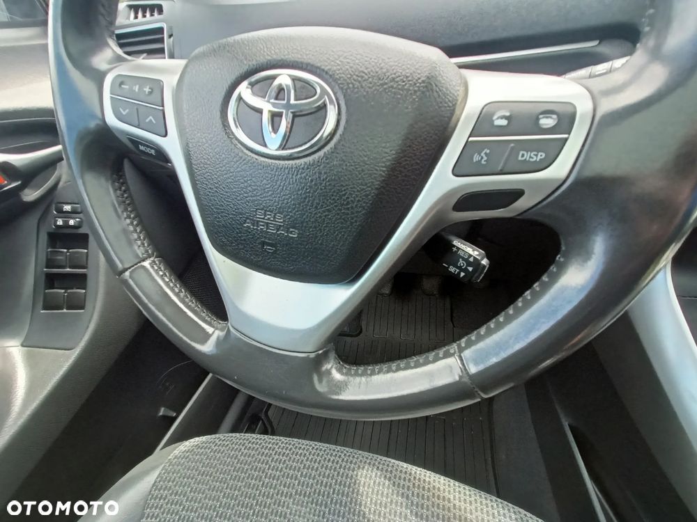 Toyota Verso 1.6 D-4D 5-Sitzer Start/Stop Skyview Edition - 8