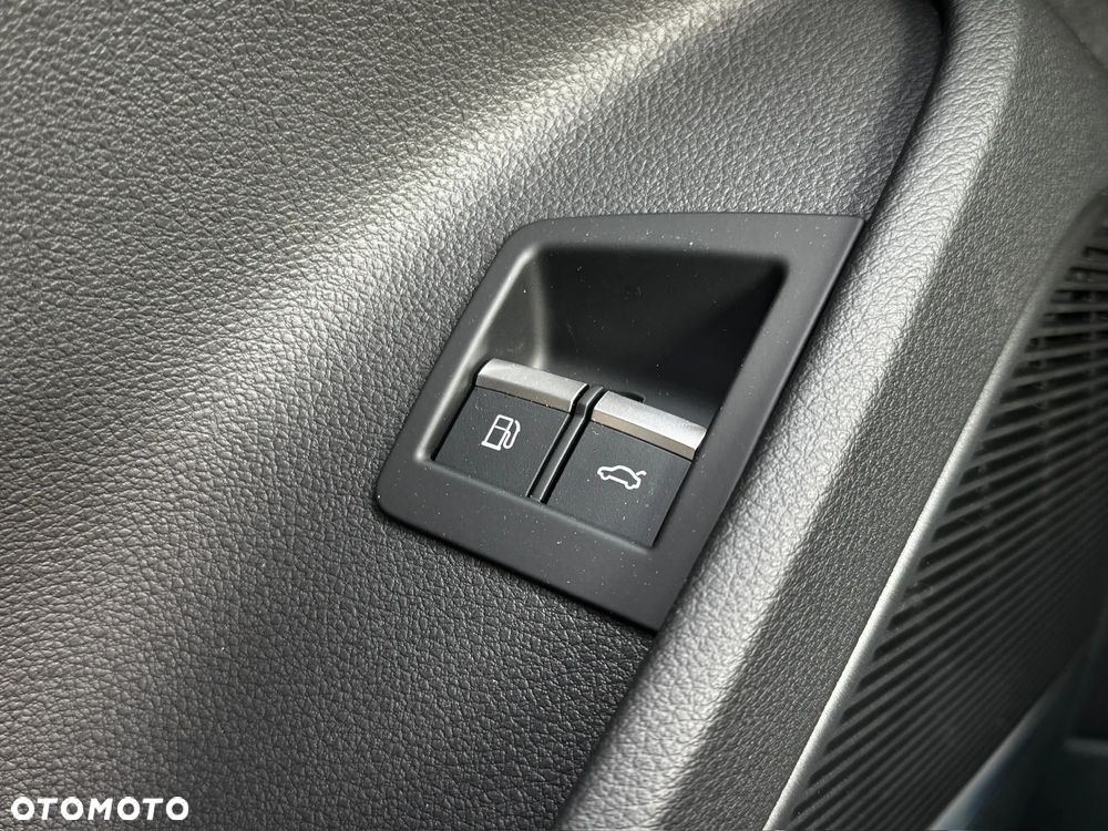 Audi Q7 TFSI e PHEV 360 kW Quattro S Line Tiptr - 16