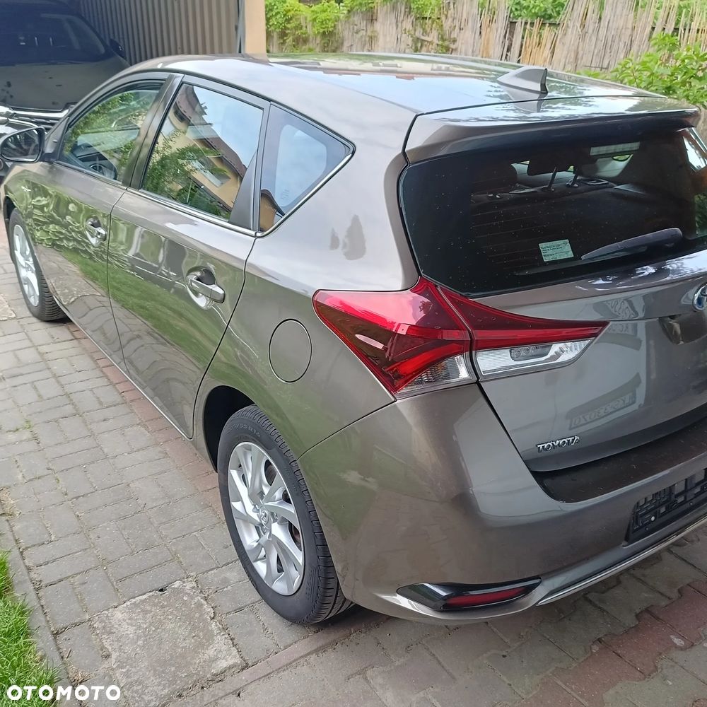 Toyota Auris - 29