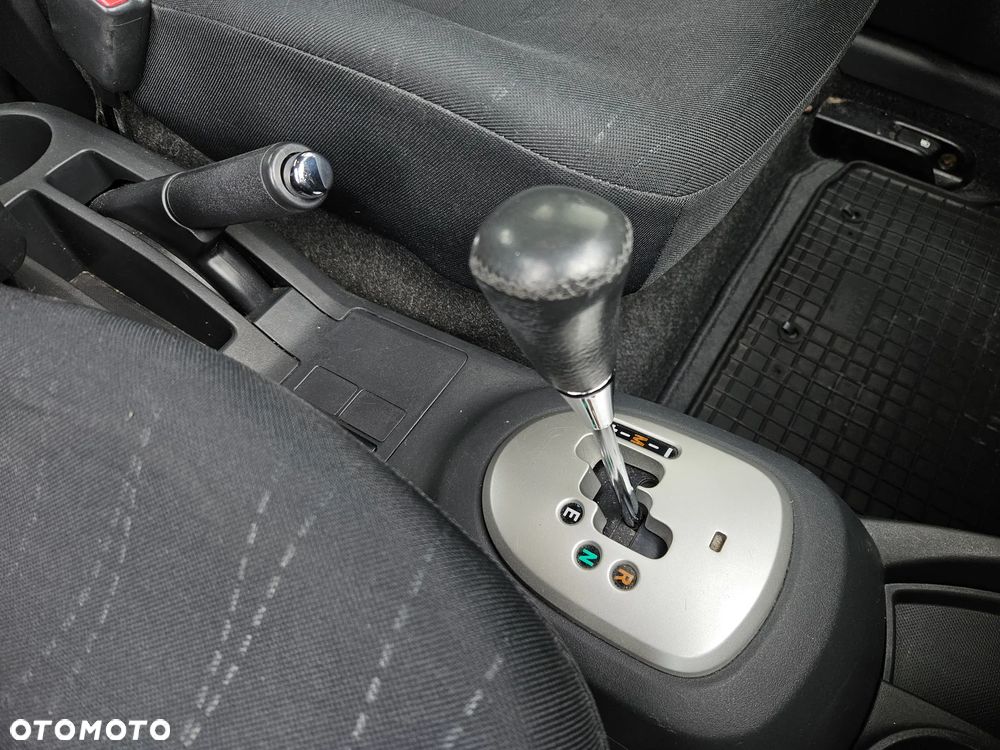 Toyota Yaris 1.3 Automatik Sol - 19