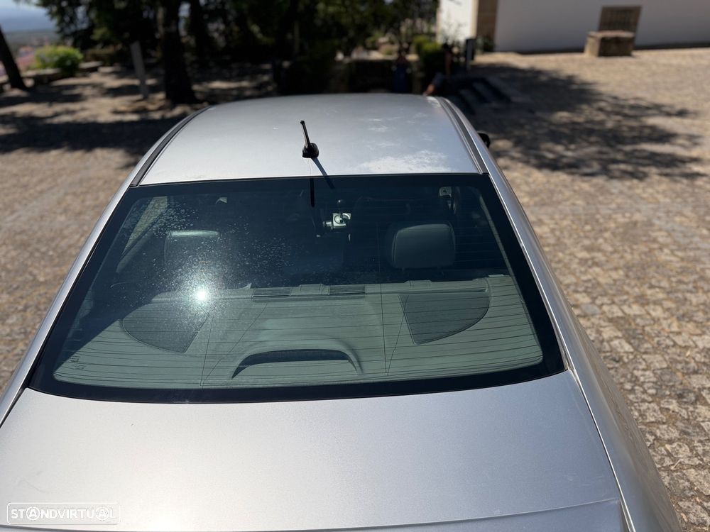 Honda Civic 1.3 DSI i-VTEC Hybrid Elegance - 16