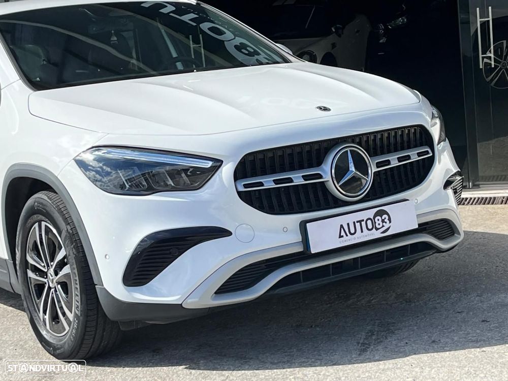 Mercedes-Benz GLA 180 d Progressive - 2