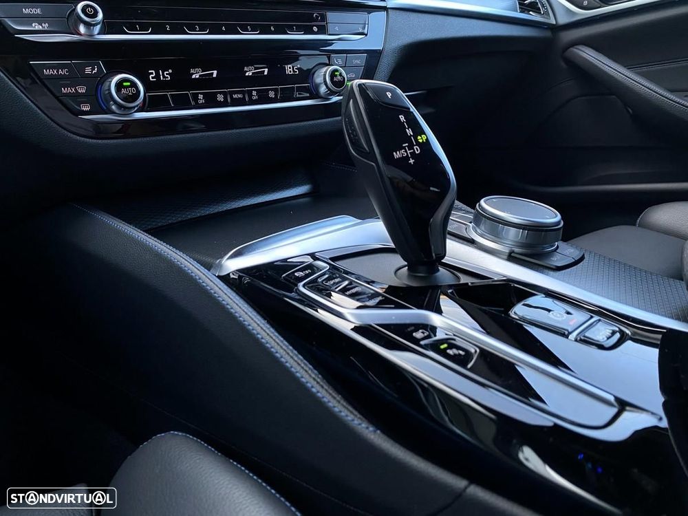 BMW 520 e Pack M - 14