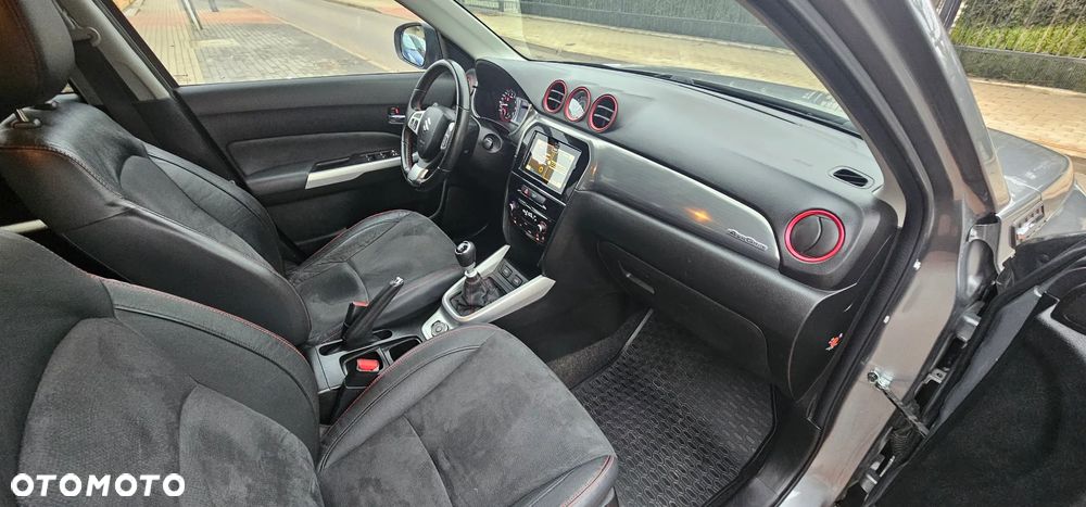 Suzuki Vitara 1.4 Boosterjet Allgrip Comfort+ - 34