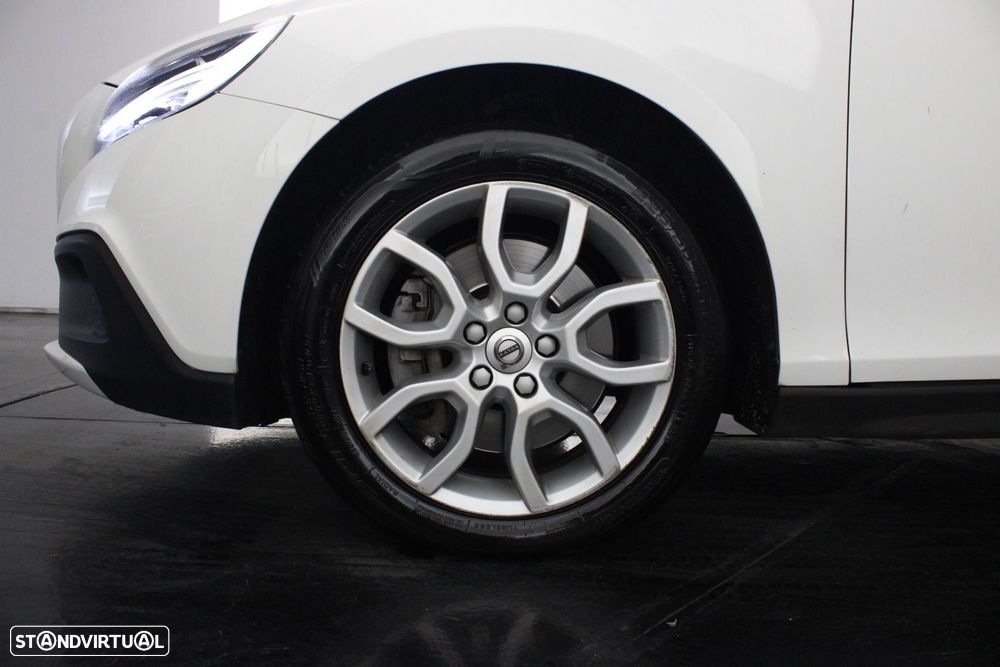 Volvo V40 Cross Country 2.0 D3 Momentum - 37