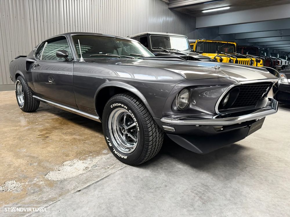 Ford Mustang - 11